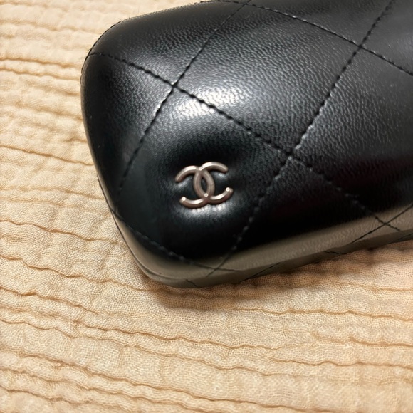 Chanel Leather Quilt Sunglass/Glasses Case main image 7